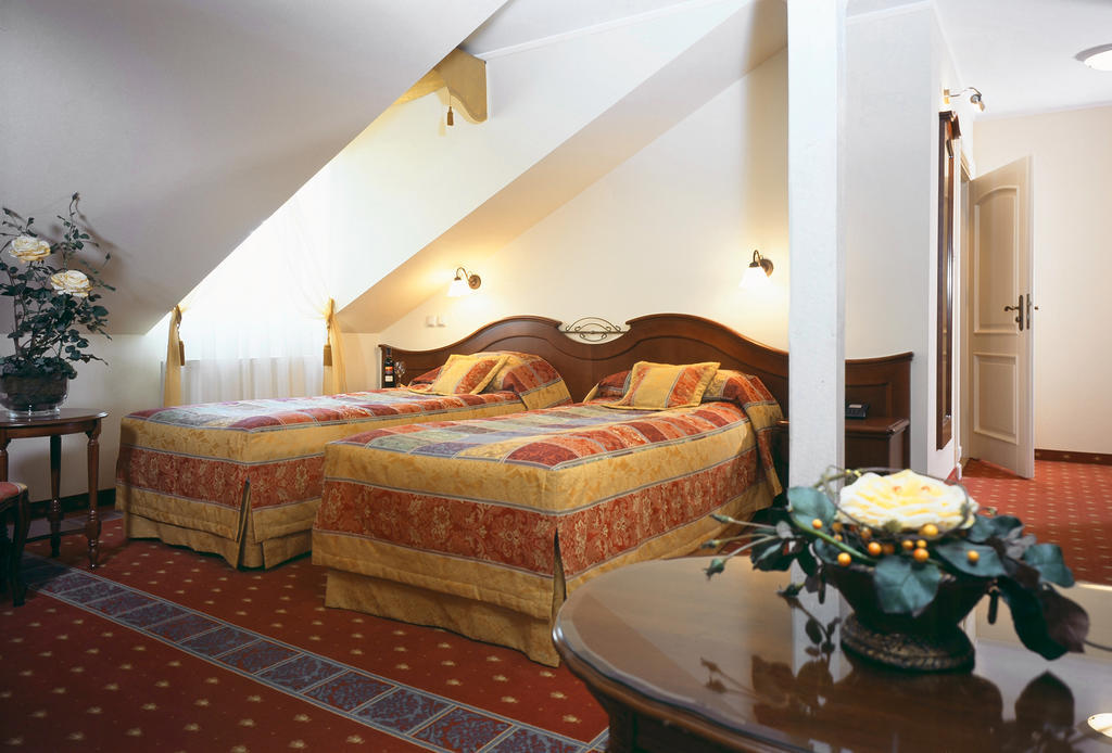 Hotel Aleksander Włocławek Pokoj fotografie